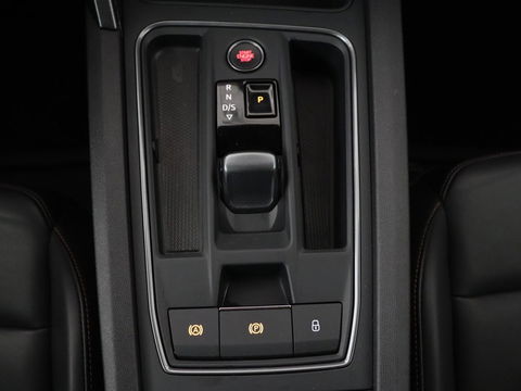 CUPRA Formentor 1.4 e-Hybrid | Leder | Trekhaak | Stoel & stuurverwarming | Carplay | Camera | Memory | Sfeerverlichting | Keyless | Full LED | PHEV