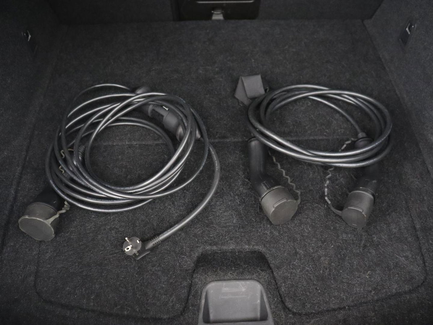 Polestar 2 Long Range Dual Motor Launch Edition 78kWh | Panoramadak | Trekhaak | Stoel & stuurverwarming | 360 camera | Adaptive cruise | Harman/Kardon | Carplay