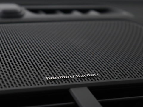 Polestar 2 Long Range Dual Motor Launch Edition 78kWh | Panoramadak | Trekhaak | Stoel & stuurverwarming | 360 camera | Adaptive cruise | Harman/Kardon | Carplay