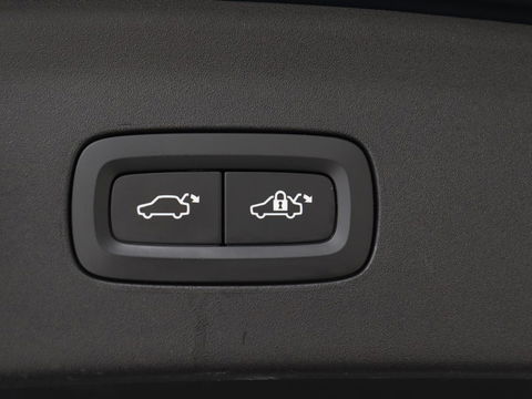 Polestar 2 Long Range Dual Motor Launch Edition 78kWh | Panoramadak | Trekhaak | Stoel & stuurverwarming | 360 camera | Adaptive cruise | Harman/Kardon | Carplay