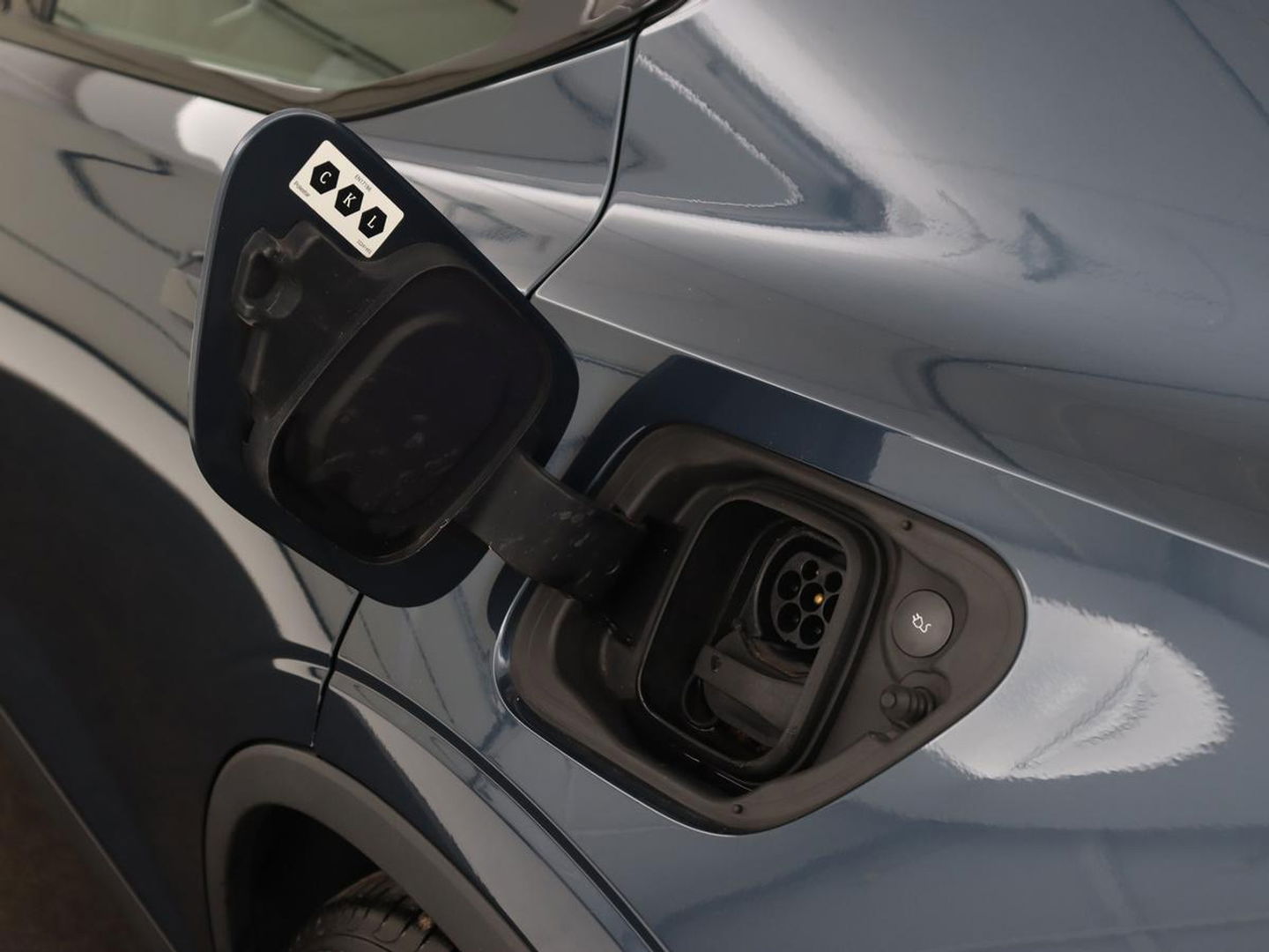 Polestar 2 Long Range Dual Motor Launch Edition 78kWh | Panoramadak | Trekhaak | Stoel & stuurverwarming | 360 camera | Adaptive cruise | Harman/Kardon | Carplay