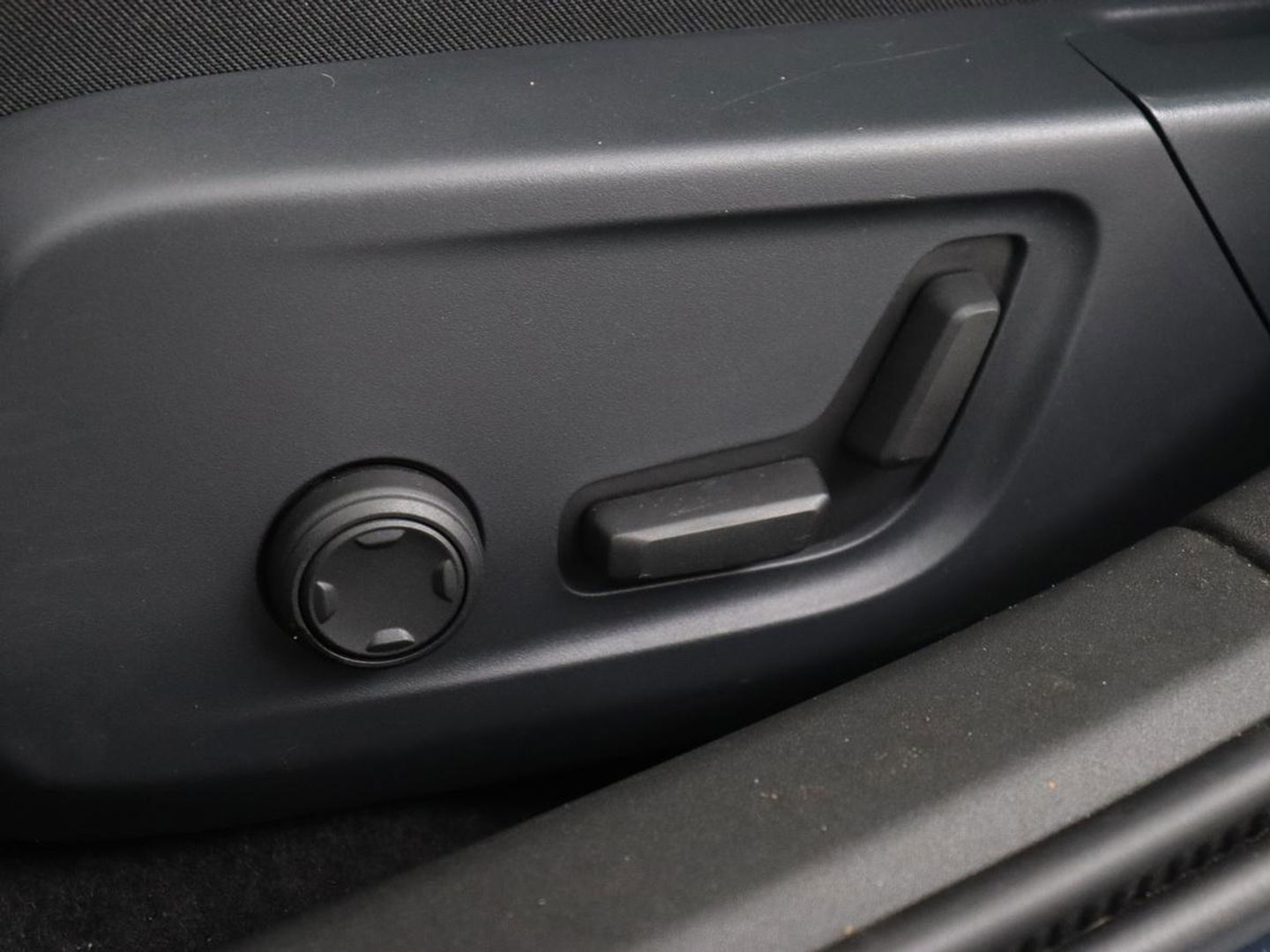 Polestar 2 Long Range Dual Motor Launch Edition 78kWh | Panoramadak | Trekhaak | Stoel & stuurverwarming | 360 camera | Adaptive cruise | Harman/Kardon | Carplay