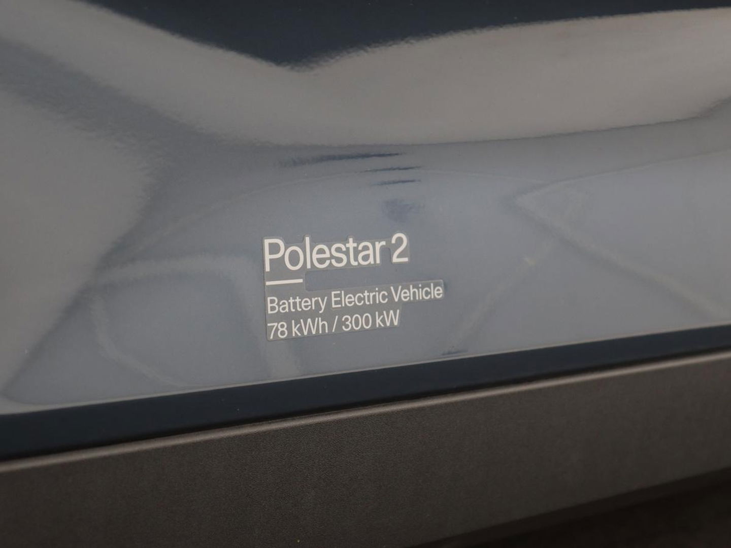 Polestar 2 Long Range Dual Motor Launch Edition 78kWh | Panoramadak | Trekhaak | Stoel & stuurverwarming | 360 camera | Adaptive cruise | Harman/Kardon | Carplay