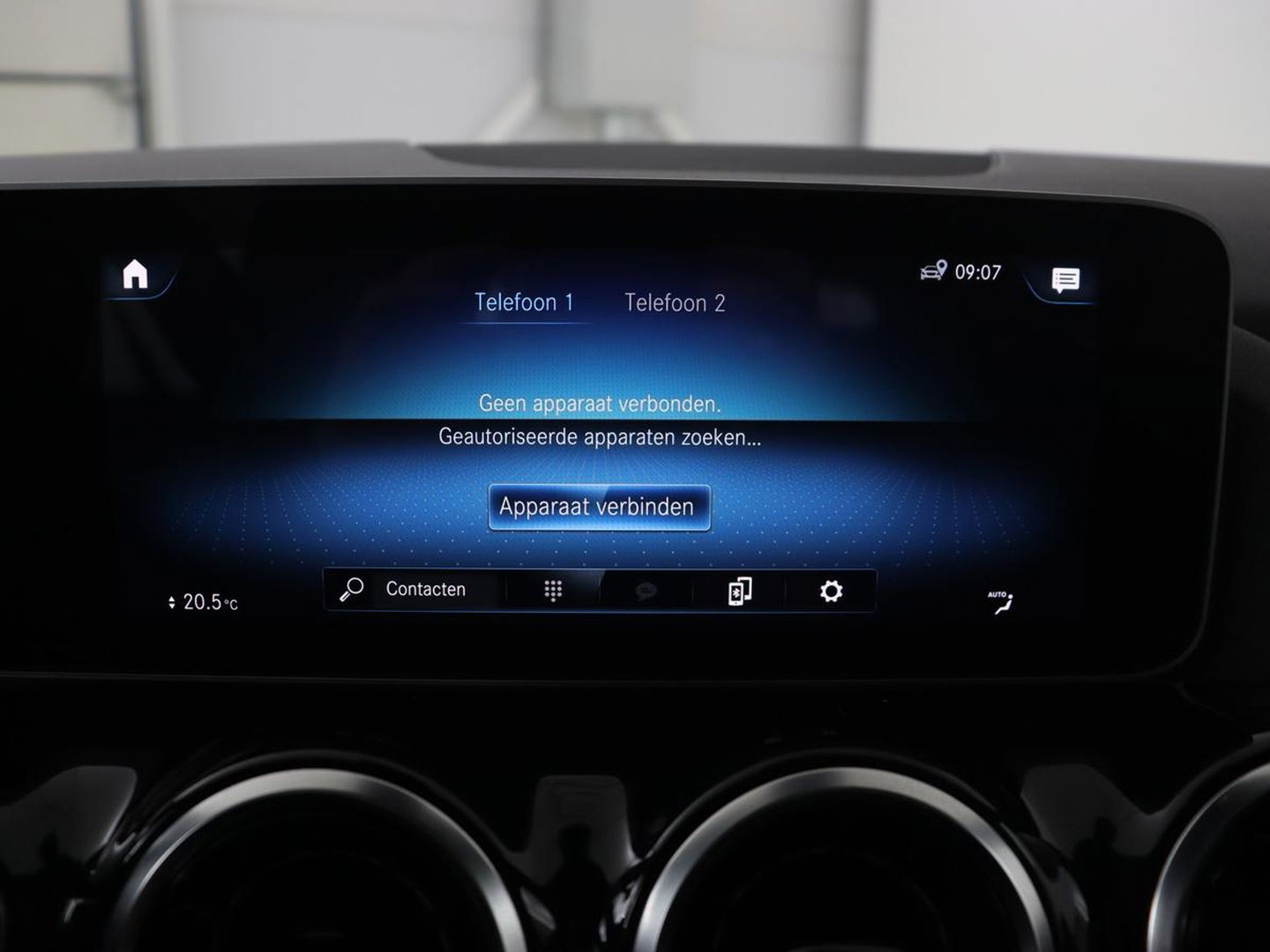 Mercedes-Benz B-Klasse 180 Advantage | Stoelverwarming | Camera | Carplay | Trekhaak | Full LED | Navigatie | Half leder | Climate control | Park Assist