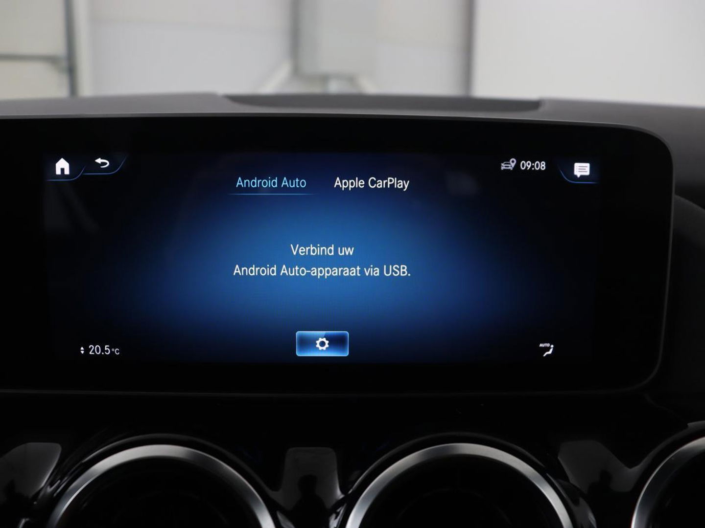 Mercedes-Benz B-Klasse 180 Advantage | Stoelverwarming | Camera | Carplay | Trekhaak | Full LED | Navigatie | Half leder | Climate control | Park Assist