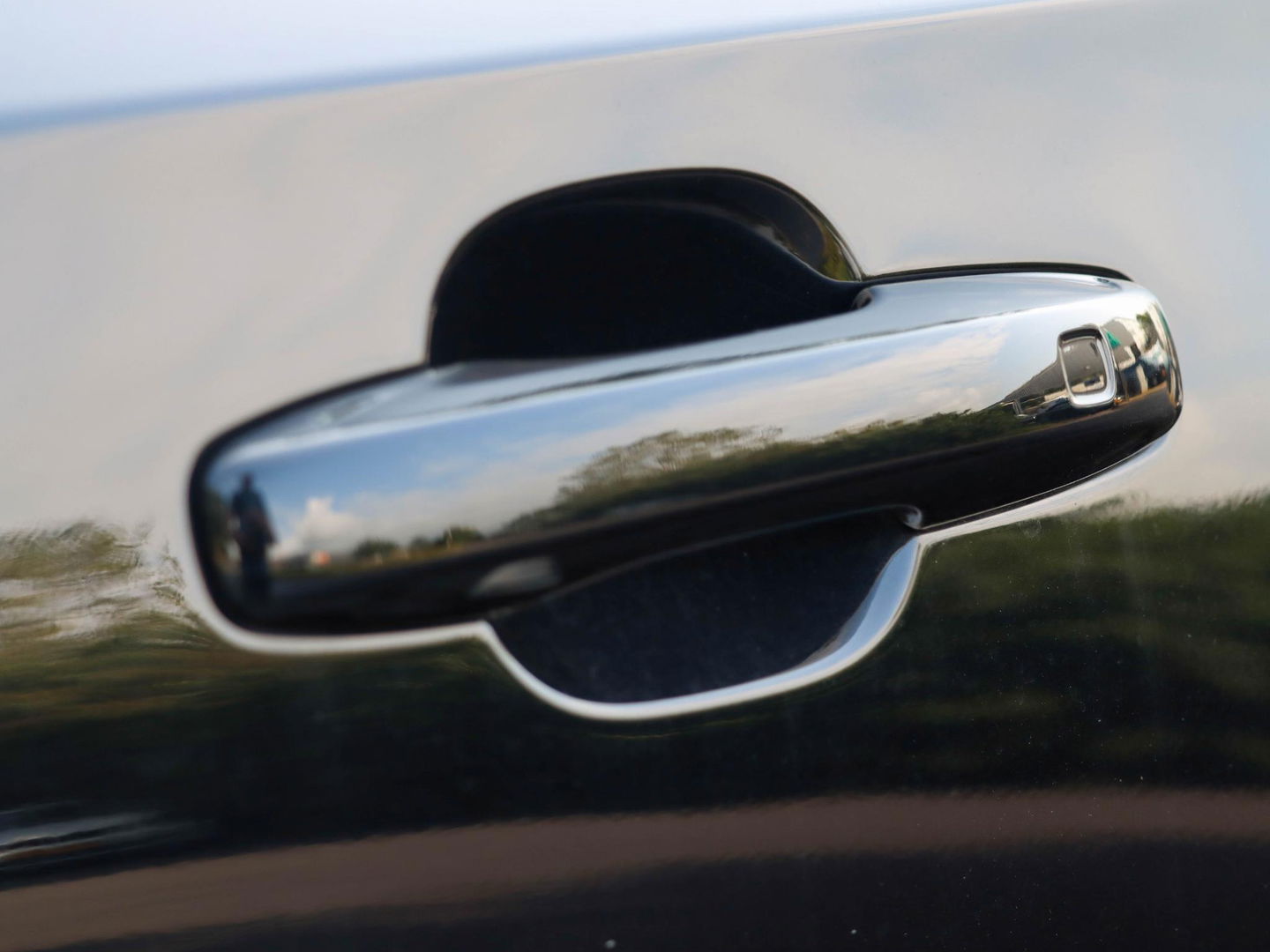 Volvo XC60 T8 Plug-in hybrid AWD Plus Dark 455PK | 360 Cam | 20'' | Harman Kardon | Winterpakket