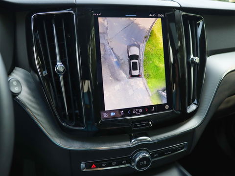 Volvo XC60 T8 Plug-in hybrid AWD Plus Dark 455PK | 360 Cam | 20'' | Harman Kardon | Winterpakket