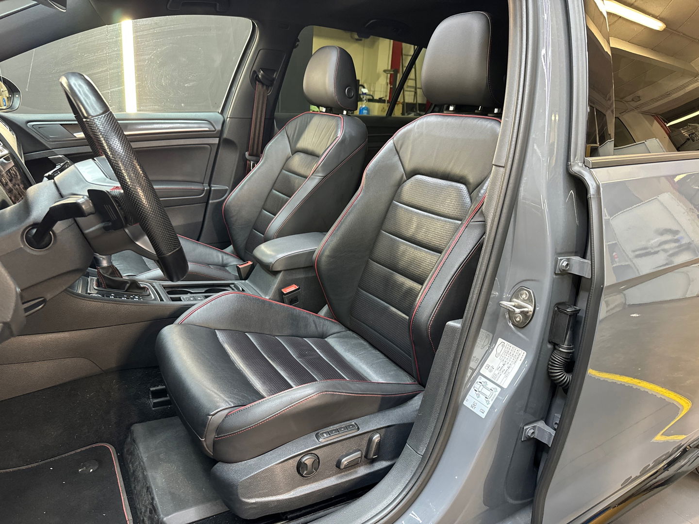Volkswagen Golf 2.0 TSI GTI TCR Pano|Dyna|Keyl|Akra|Leer|VOL