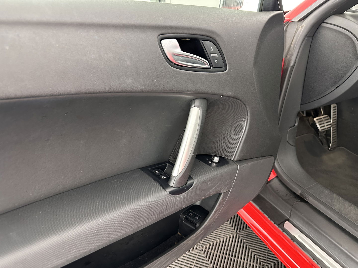 Audi TT Roadster 2.0 TFSI Pro Line S Aut. *LUXURY-LEATHER | XENON | NAVI-FULLMAP | HEATED-SPORTSEATS | ECC | PDC | CRUISE | 19''ALU*