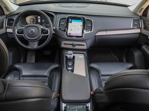 Volvo XC90 T8 Recharge 7p. AWD R-Design | Luchtvering | 22'' | Trekhaak | Stoelkoeling/verwarming