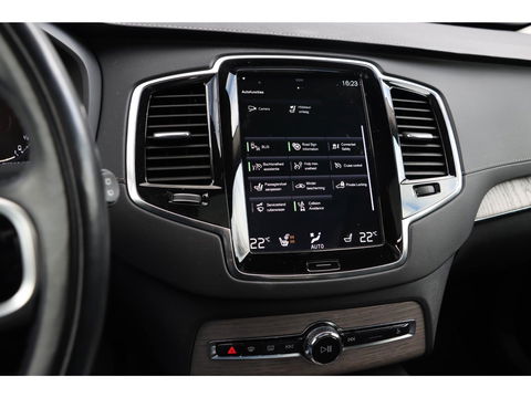 Volvo XC90 T8 Recharge 7p. AWD R-Design | Luchtvering | 22'' | Trekhaak | Stoelkoeling/verwarming