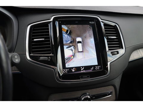 Volvo XC90 T8 Recharge 7p. AWD R-Design | Luchtvering | 22'' | Trekhaak | Stoelkoeling/verwarming