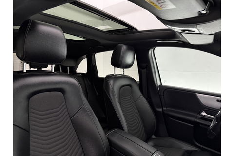 Mercedes-Benz B-Klasse 200 164PK Pano LED Virtual Camera Clima Cruise Stoelverwarming 18"LMV