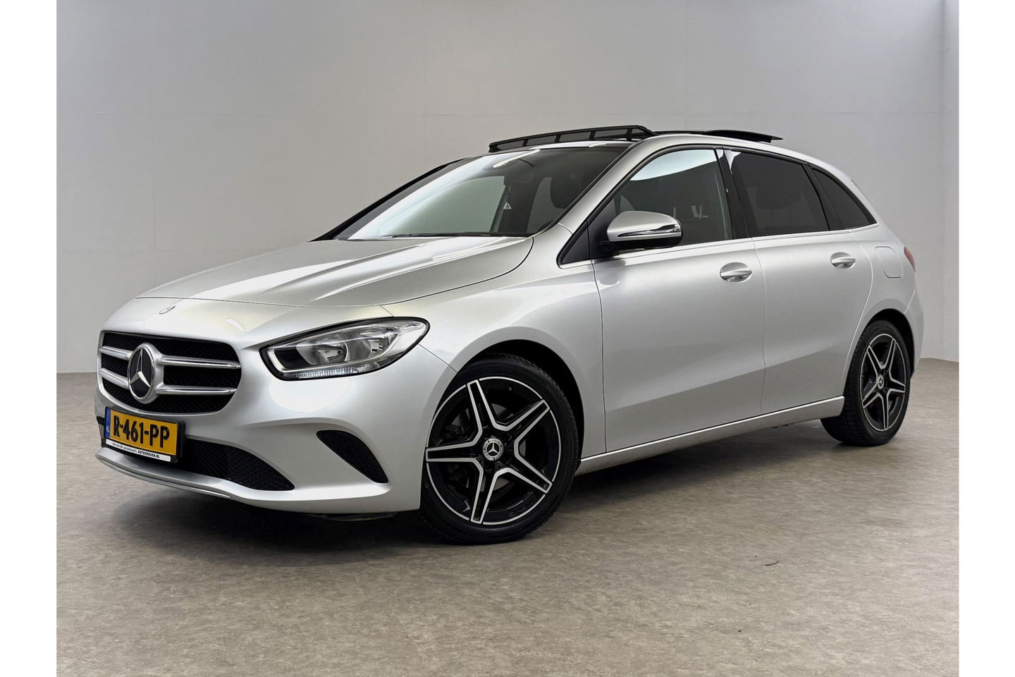 Mercedes-Benz B-Klasse 200 164PK Pano LED Virtual Camera Clima Cruise Stoelverwarming 18"LMV