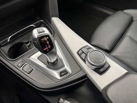 BMW 3-serie 330e Centennial High Executive M-Sportpack Aut. *LUXURY-LEATHER | FULL-LED | HEATED-SPORTSEATS | NAVI-FULLMAP | ECC | PDC | CRUISE | 19''ALU*