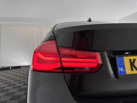 BMW 3-serie 330e Centennial High Executive M-Sportpack Aut. *LUXURY-LEATHER | FULL-LED | HEATED-SPORTSEATS | NAVI-FULLMAP | ECC | PDC | CRUISE | 19''ALU*