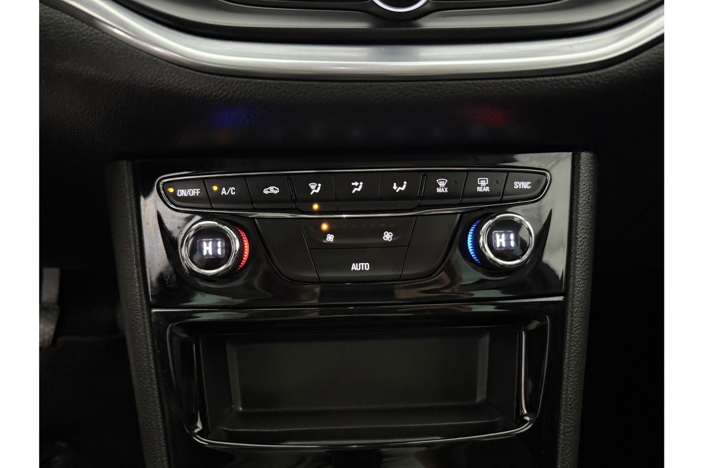 Opel Astra 1.2 Design & Tech LED Camera Carplay Clima Cruise Navi PDC 16''LMV