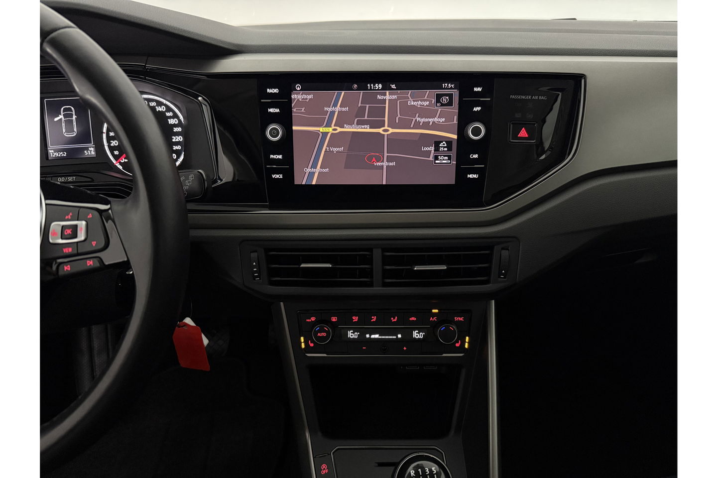 Volkswagen Polo 1.0 TSI LED ACC Carplay Clima Navigatie Stoelverwarming 15"LMV