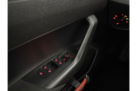 Volkswagen Polo 1.0 TSI LED ACC Carplay Clima Navigatie Stoelverwarming 15"LMV