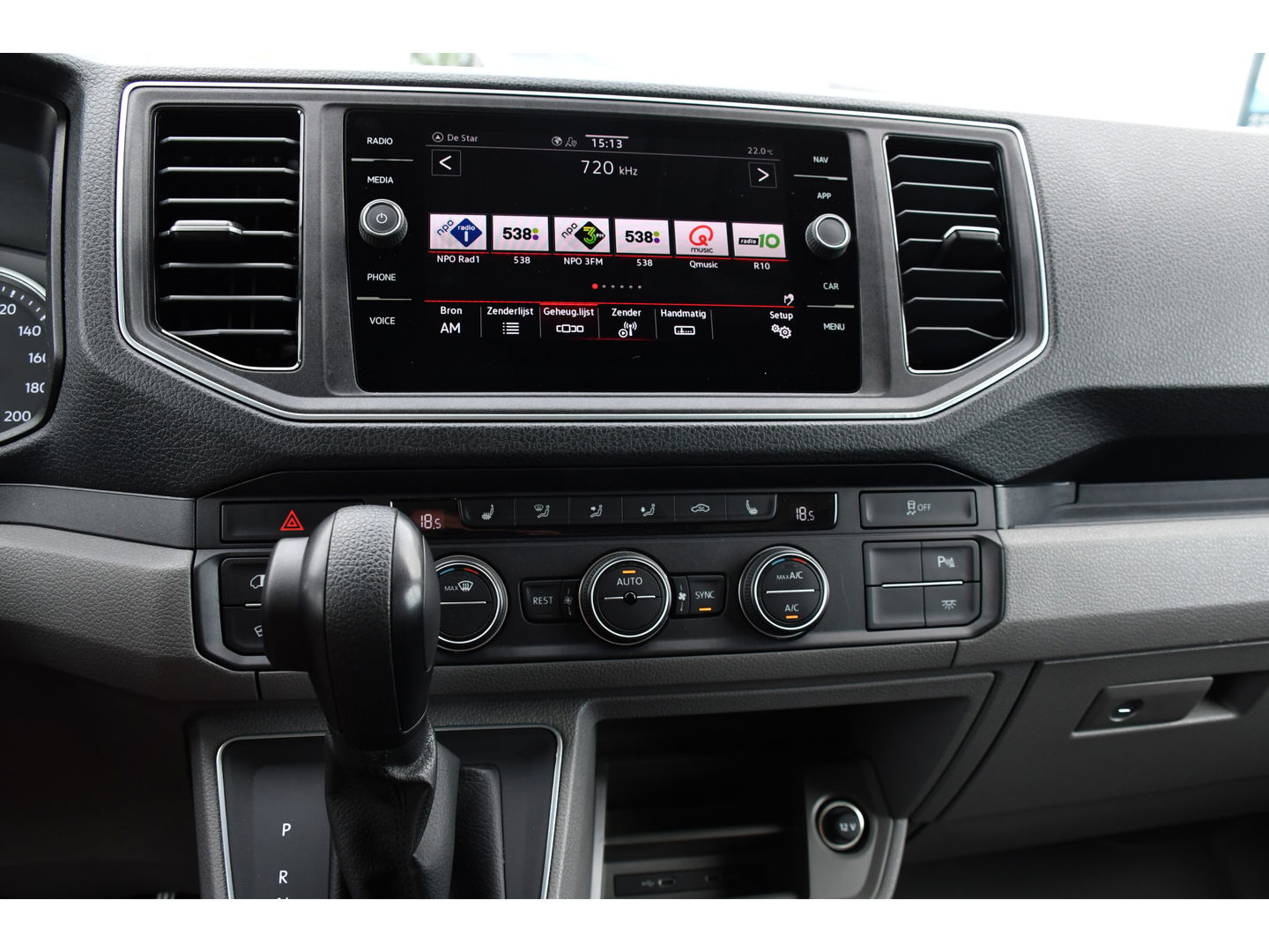 MAN TGE 3.140 35 2.0 L3H3 PB Edition Full Options, Adaptieve Cruise, Carplay, Camera, LED, 2 x Schuifdeur, Clima, Trekhaak, Automaat, Uniek!