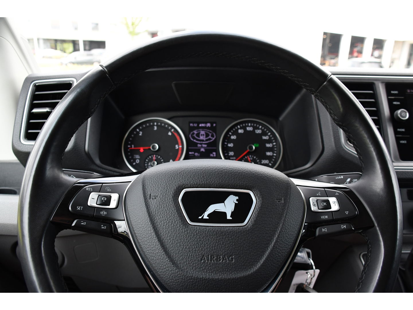 MAN TGE 3.140 35 2.0 L3H3 PB Edition Full Options, Adaptieve Cruise, Carplay, Camera, LED, 2 x Schuifdeur, Clima, Trekhaak, Automaat, Uniek!