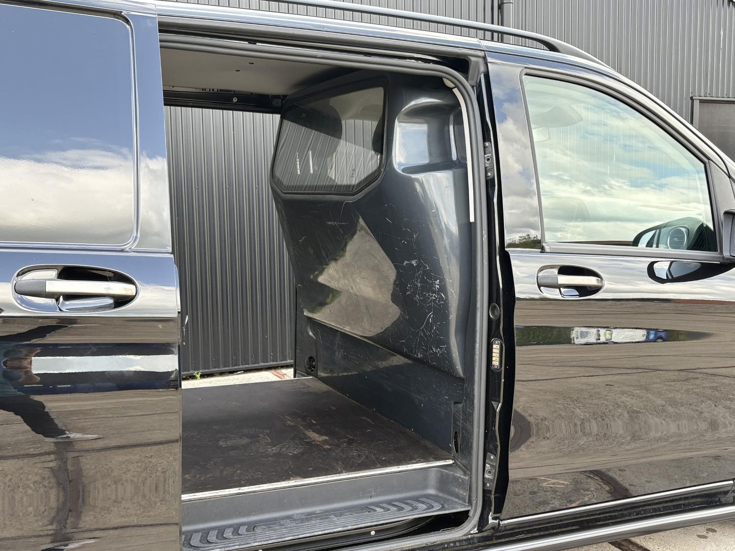 Mercedes-Benz Vito 119 CDI Lang | LED | 2x SCHUIF | LEDER |