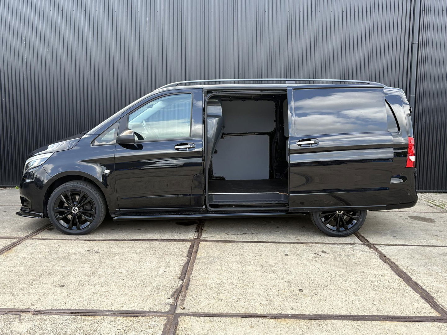 Mercedes-Benz Vito 119 CDI Lang | LED | 2x SCHUIF | LEDER |