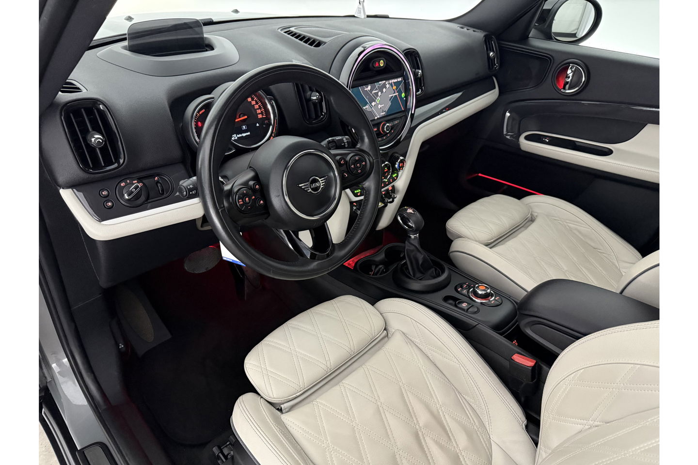 MINI Countryman 1.5 Cooper ALL4 Chili 174PK Hybride Pano Sfeer LED Head-up ACC Camera Carplay Clima Leder Navi PDC 18"LMV