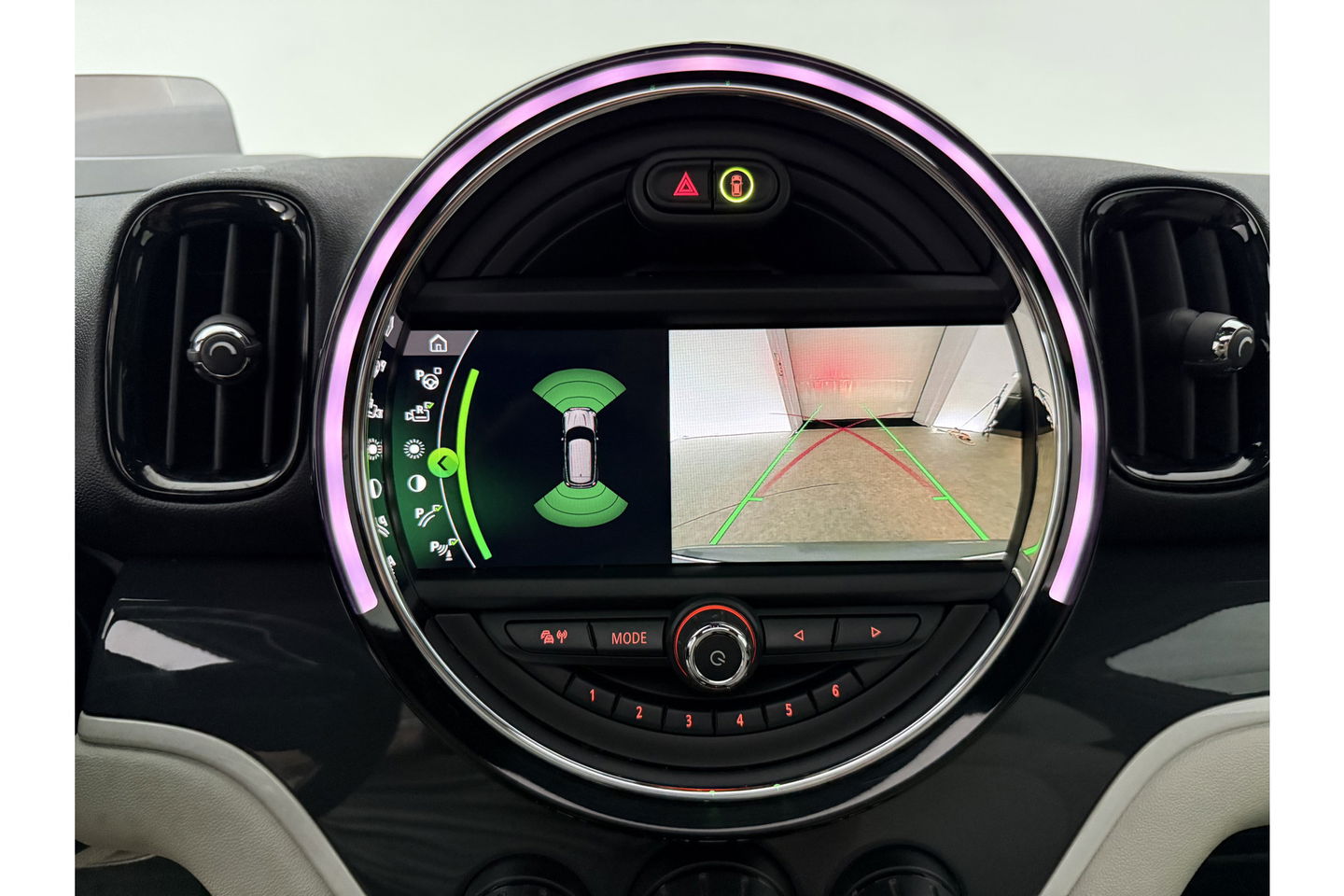 MINI Countryman 1.5 Cooper ALL4 Chili 174PK Hybride Pano Sfeer LED Head-up ACC Camera Carplay Clima Leder Navi PDC 18"LMV