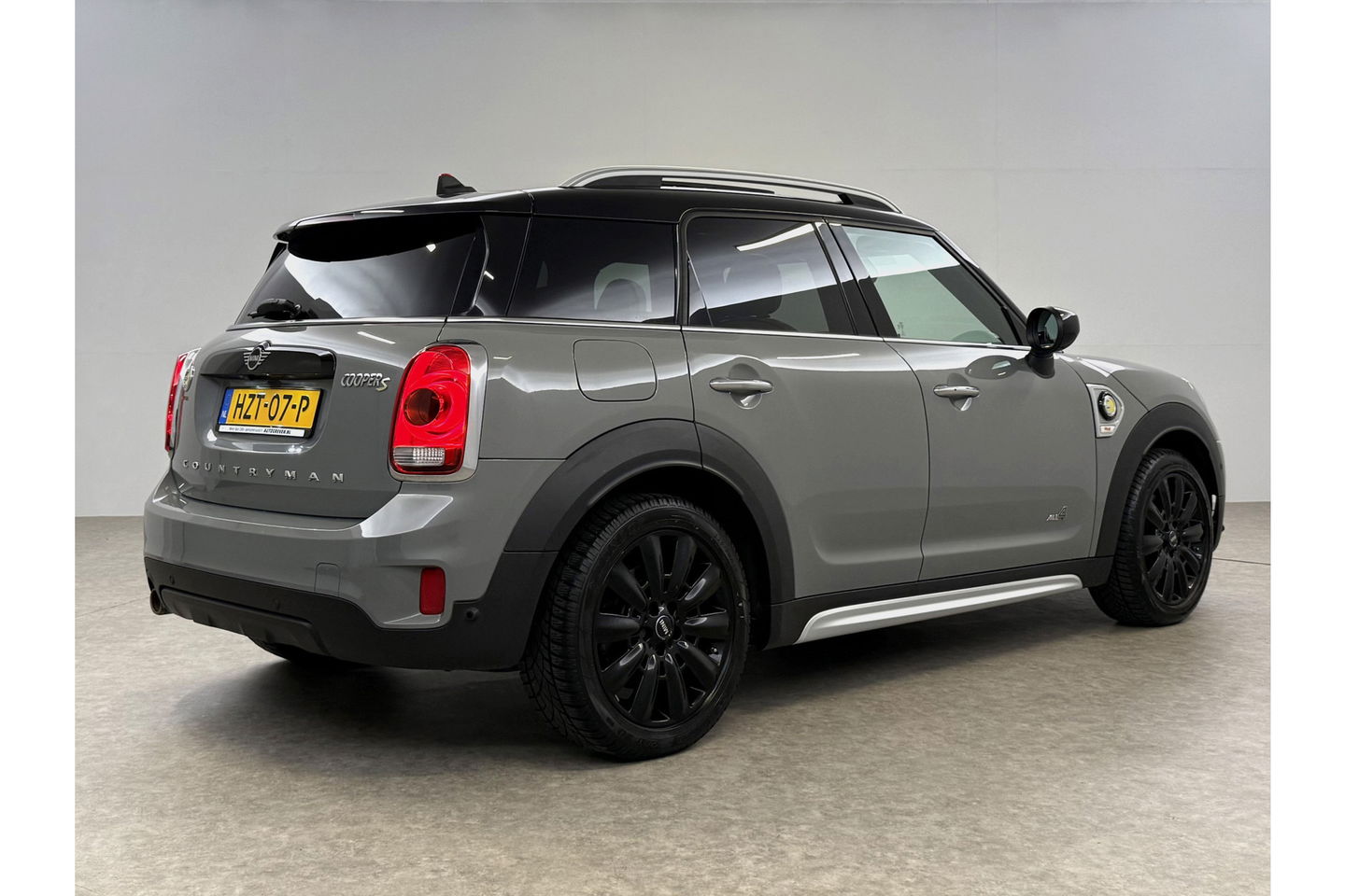 MINI Countryman 1.5 Cooper ALL4 Chili 174PK Hybride Pano Sfeer LED Head-up ACC Camera Carplay Clima Leder Navi PDC 18"LMV