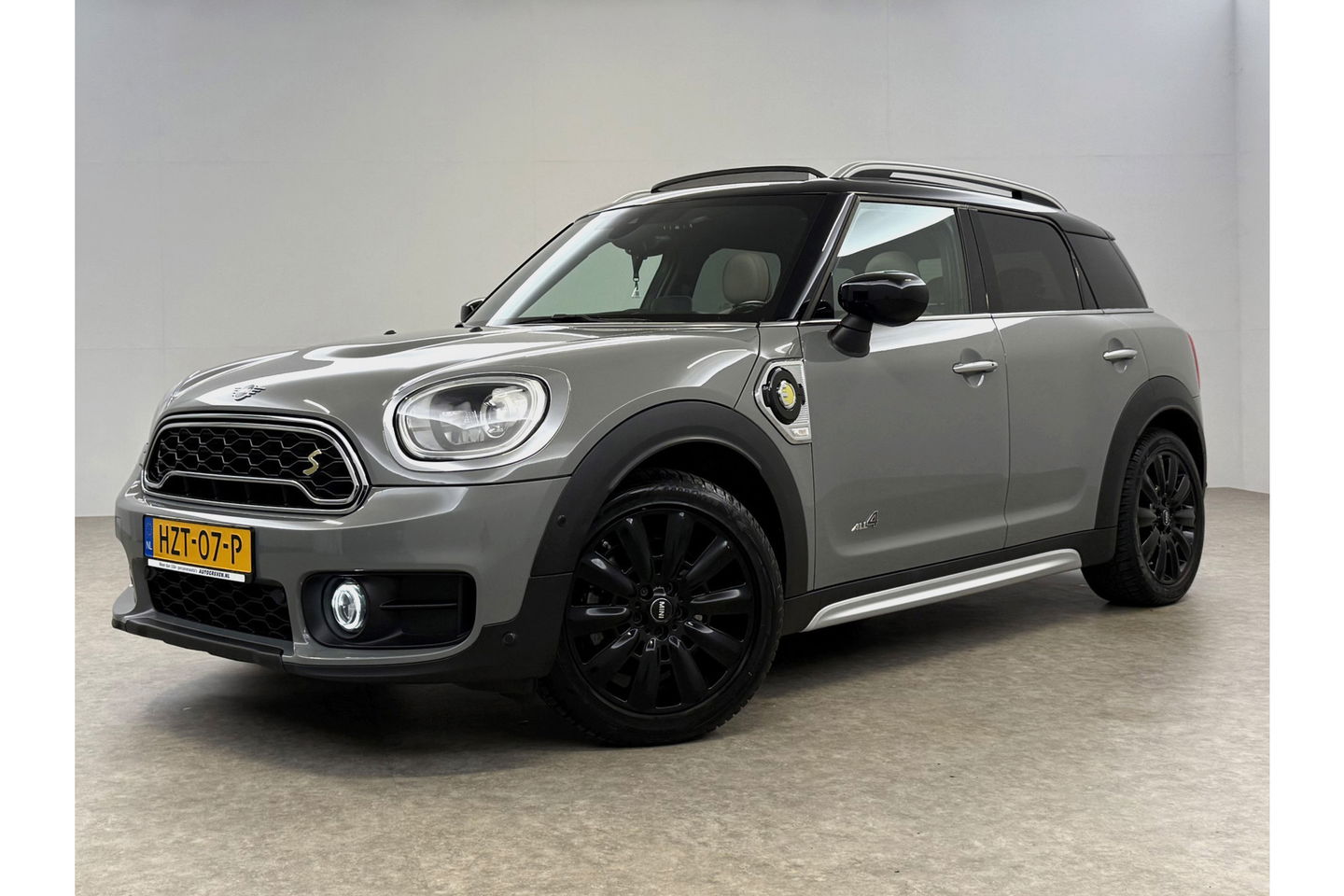 MINI Countryman 1.5 Cooper ALL4 Chili 174PK Hybride Pano Sfeer LED Head-up ACC Camera Carplay Clima Leder Navi PDC 18"LMV