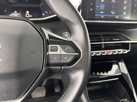 Peugeot e-208 EV Allure 50 kWh (INCL-BTW) *1/2LEATHER | DIGI-COCKPIT | APP-CONNECT | KEYLESS | CCS-FASTLOADER | CAMERA | ECC | PDC | LANE-ASSIST | CRUISE | COMFORT-SEATS | DAB | 16"ALU*