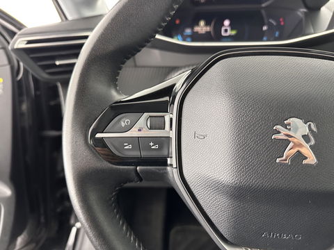 Peugeot e-208 EV Allure 50 kWh (INCL-BTW) *1/2LEATHER | DIGI-COCKPIT | APP-CONNECT | KEYLESS | CCS-FASTLOADER | CAMERA | ECC | PDC | LANE-ASSIST | CRUISE | COMFORT-SEATS | DAB | 16"ALU*