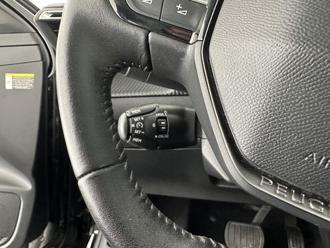 Peugeot e-208 EV Allure 50 kWh (INCL-BTW) *1/2LEATHER | DIGI-COCKPIT | APP-CONNECT | KEYLESS | CCS-FASTLOADER | CAMERA | ECC | PDC | LANE-ASSIST | CRUISE | COMFORT-SEATS | DAB | 16"ALU*