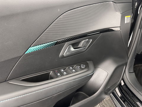 Peugeot e-208 EV Allure 50 kWh (INCL-BTW) *1/2LEATHER | DIGI-COCKPIT | APP-CONNECT | KEYLESS | CCS-FASTLOADER | CAMERA | ECC | PDC | LANE-ASSIST | CRUISE | COMFORT-SEATS | DAB | 16"ALU*