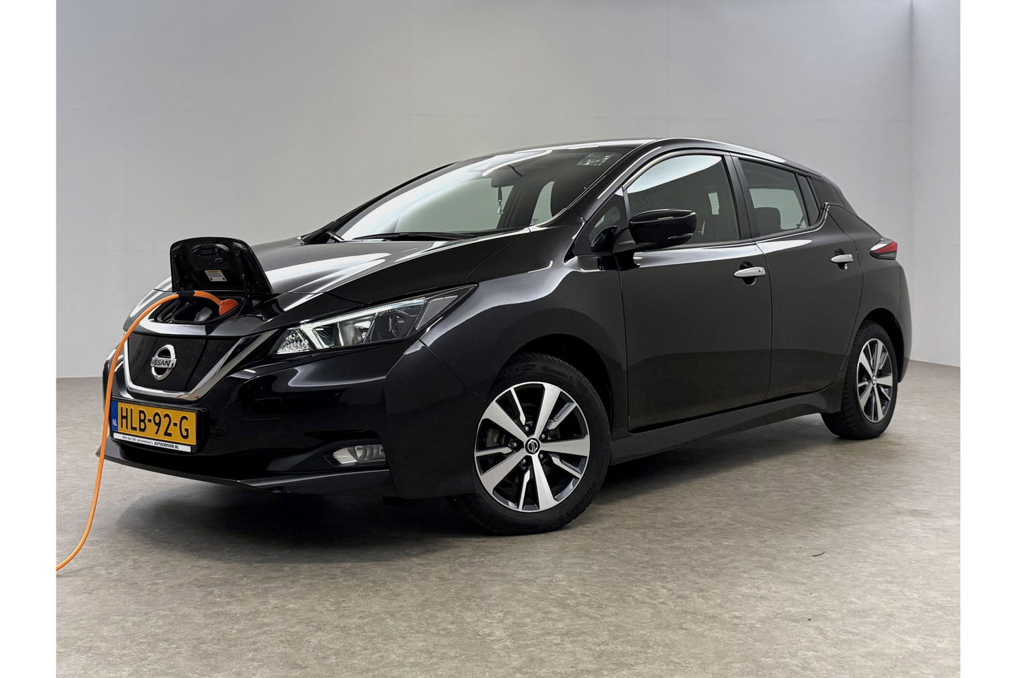 Nissan Leaf Acenta 40 kWh 150PK Camera Carplay LED Clima Cruise 16''LMV Stoel/Stuurverwarming