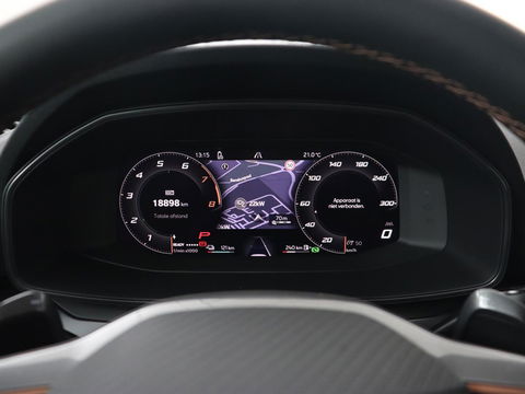 CUPRA Leon 1.5 TSI e-Hybrid | Stoel & stuurverwarming | Camera | Adaptive cruise | Carplay | Sportstoelen | Park Assist | Sfeerverlichting | Keyless | PHEV