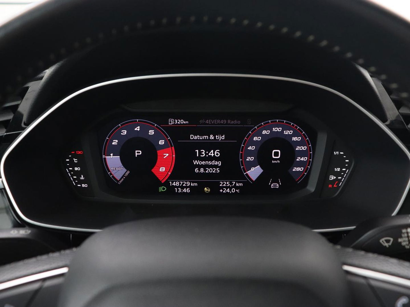 Audi Q3 35 TFSI S Line Pro Line S | Panoramadak | Stoelverwarming | Adaptive cruise | Carplay | Trekhaak | Keyless | Virual Cockpit | Half leder | DAB | Full LED
