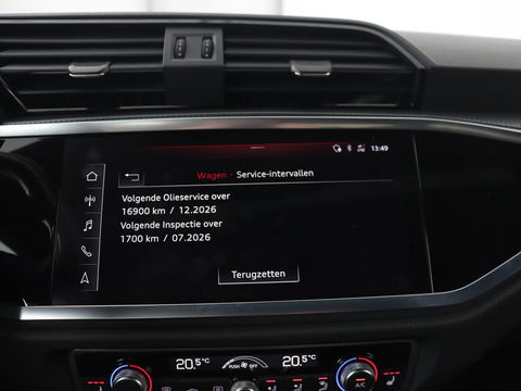 Audi Q3 35 TFSI S Line Pro Line S | Panoramadak | Stoelverwarming | Adaptive cruise | Carplay | Trekhaak | Keyless | Virual Cockpit | Half leder | DAB | Full LED