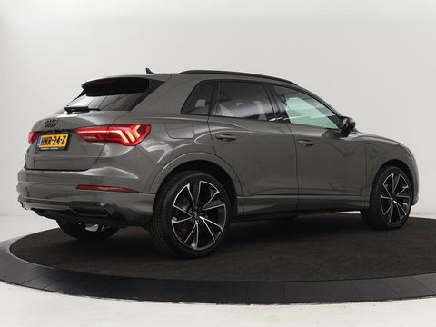 Audi Q3 35 TFSI S Line Pro Line S | Panoramadak | Stoelverwarming | Adaptive cruise | Carplay | Trekhaak | Keyless | Virual Cockpit | Half leder | DAB | Full LED