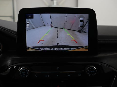 Ford Kuga 2.5 PHEV Vignale | Panoramadak | Head-Up | Stoel & stuurverwarming | Adaptive cruise | Trekhaak | Leder | Camera | Achterbankverwarming | Carplay | Digital Cockpit | Navigatie