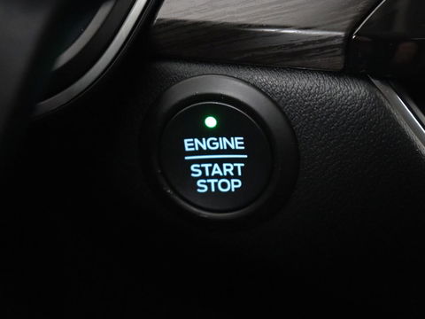 Ford Kuga 2.5 PHEV Vignale | Panoramadak | Head-Up | Stoel & stuurverwarming | Adaptive cruise | Trekhaak | Leder | Camera | Achterbankverwarming | Carplay | Digital Cockpit | Navigatie