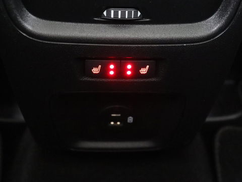Ford Kuga 2.5 PHEV Vignale | Panoramadak | Head-Up | Stoel & stuurverwarming | Adaptive cruise | Trekhaak | Leder | Camera | Achterbankverwarming | Carplay | Digital Cockpit | Navigatie