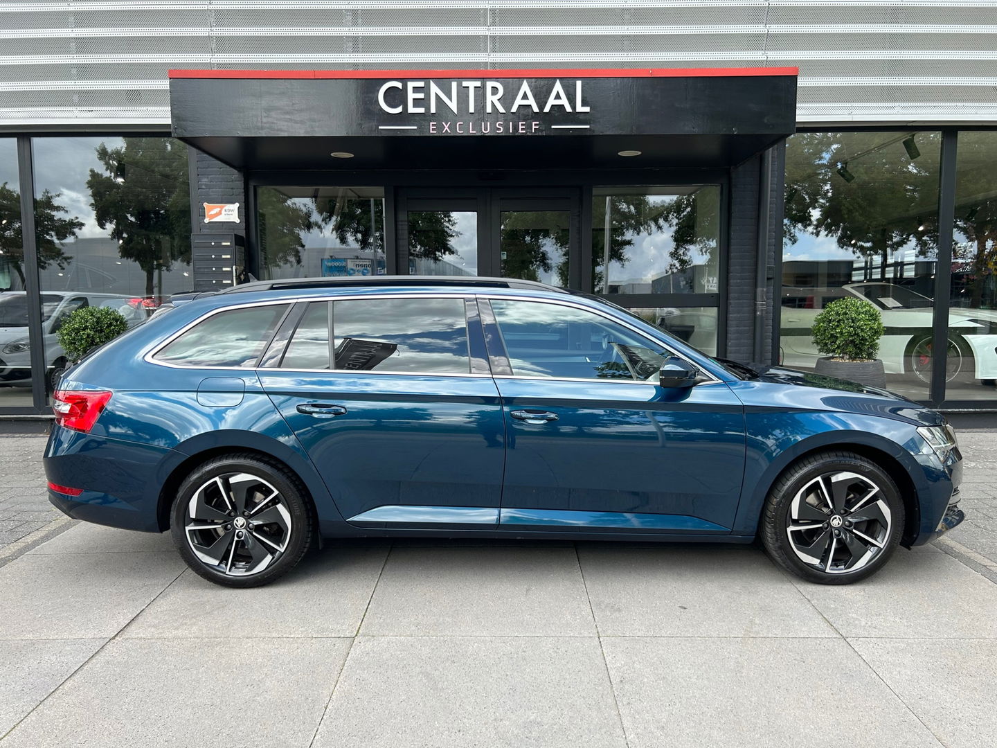 Škoda Superb Combi 1.4 TSI iV Business Edition Plus|ACC|Camera|Keyless|Carplay|Stoelverwarming|218PK