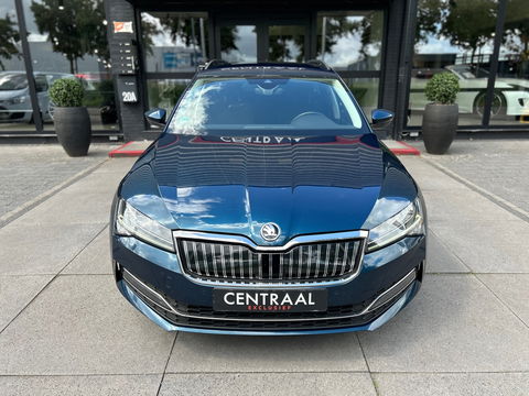 Škoda Superb Combi 1.4 TSI iV Business Edition Plus|ACC|Camera|Keyless|Carplay|Stoelverwarming|218PK
