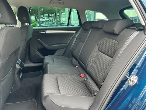 Škoda Superb Combi 1.4 TSI iV Business Edition Plus|ACC|Camera|Keyless|Carplay|Stoelverwarming|218PK
