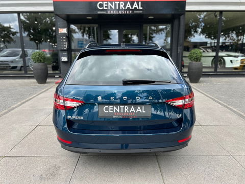 Škoda Superb Combi 1.4 TSI iV Business Edition Plus|ACC|Camera|Keyless|Carplay|Stoelverwarming|218PK