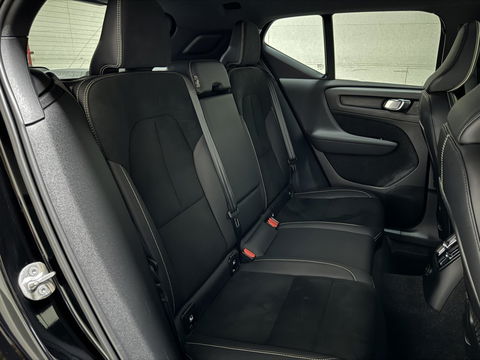 Volvo XC40 1.5 T5 Recharge R-Design Pano H/K 360° Carplay 20" LM