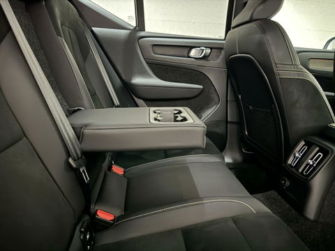 Volvo XC40 1.5 T5 Recharge R-Design Pano H/K 360° Carplay 20" LM