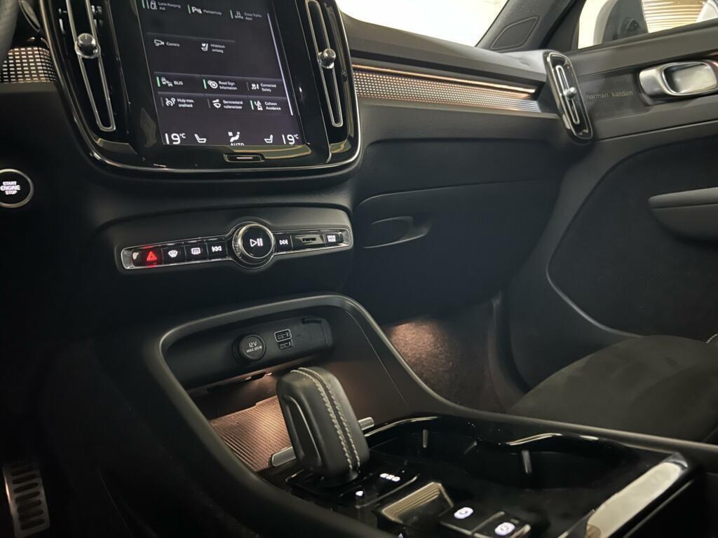 Volvo XC40 1.5 T5 Recharge R-Design Pano H/K 360° Carplay 20" LM